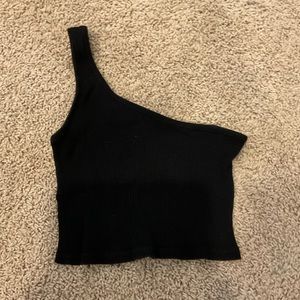 One shoulder crop top